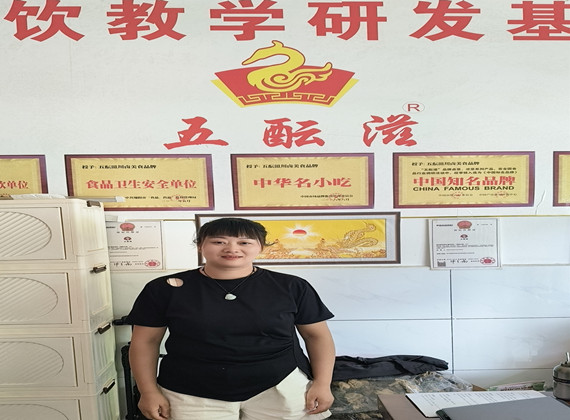 卤菜培训案例-龙红梅